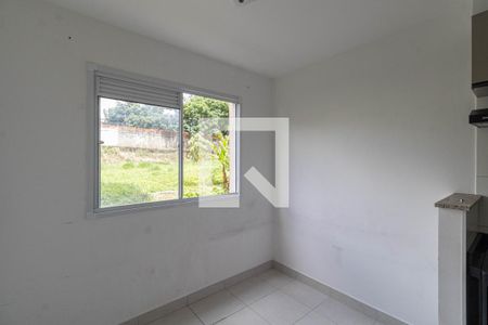 Sala/Cozinha/Área de Serviço  de apartamento para alugar com 2 quartos, 32m² em Vila Nova Curuca, São Paulo