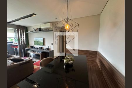 Sala de apartamento à venda com 2 quartos, 63m² em Alphaville Empresarial, Barueri
