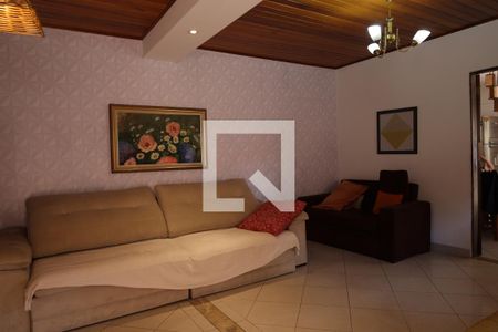 Casa à venda com 2 quartos, 110m² em Vila Campo Grande, São Paulo