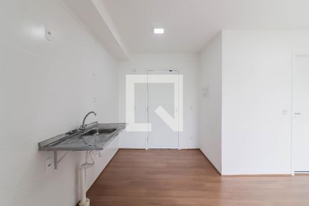 Cozinha e Área de Serviço de apartamento para alugar com 2 quartos, 49m² em Jaguaré, São Paulo