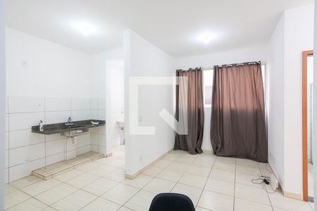 Sala de apartamento para alugar com 2 quartos, 64m² em Jardim Célia, Uberlândia