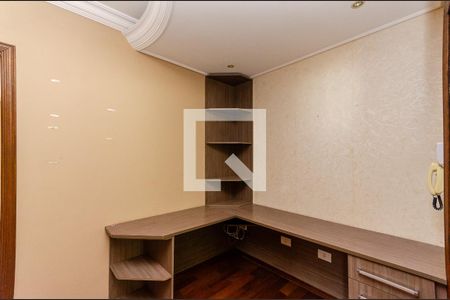 Closet de casa à venda com 4 quartos, 190m² em Vila Pedra Branca, São Paulo