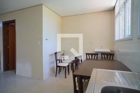 Cozinha  de apartamento para alugar com 2 quartos, 260m² em Bom Jesus, Porto Alegre