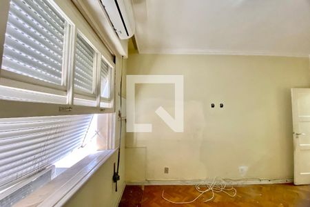 Quarto 1 de apartamento à venda com 3 quartos, 137m² em Ipanema, Rio de Janeiro