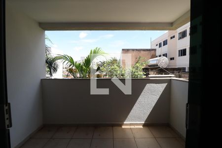 Sacada de apartamento para alugar com 3 quartos, 92m² em Patrimônio, Uberlândia