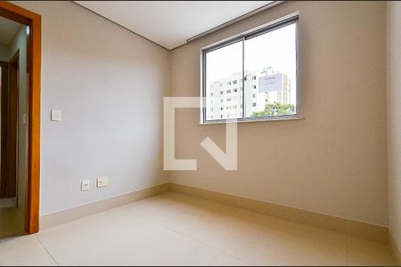 Apartamento à venda com 3 quartos, 194m² em Floresta, Belo Horizonte