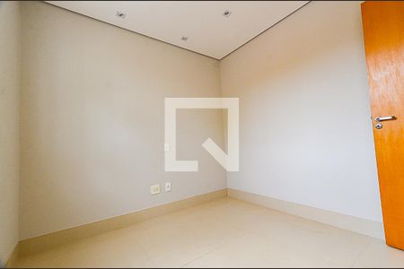 Apartamento à venda com 3 quartos, 194m² em Floresta, Belo Horizonte