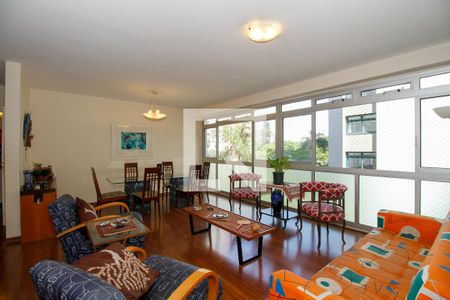 Sala de Estar e Jantar de apartamento à venda com 3 quartos, 173m² em Jardim Europa, São Paulo