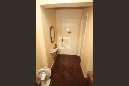 Hall de entrada de apartamento à venda com 3 quartos, 105m² em Cidade Baixa, Porto Alegre