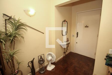Hall de entrada de apartamento à venda com 3 quartos, 105m² em Cidade Baixa, Porto Alegre