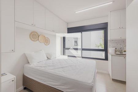 Quarto de kitnet/studio para alugar com 1 quarto, 23m² em Cerqueira César, São Paulo