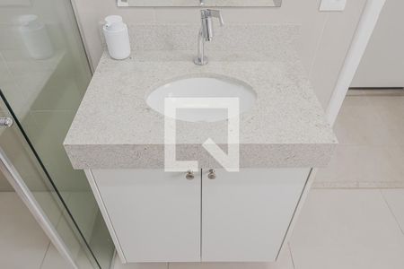 Banheiro de kitnet/studio para alugar com 1 quarto, 23m² em Cerqueira César, São Paulo