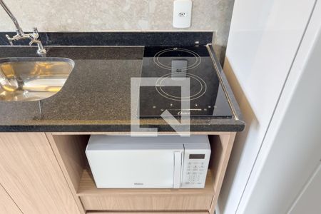 Cozinha de apartamento para alugar com 1 quarto, 29m² em Pinheiros, São Paulo