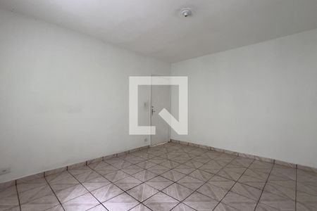 Quarto de casa para alugar com 1 quarto, 60m² em Jardim Vila Galvao, Guarulhos