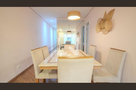 Casa à venda com 3 quartos, 140m² em Vila Santo Estefano, São Paulo