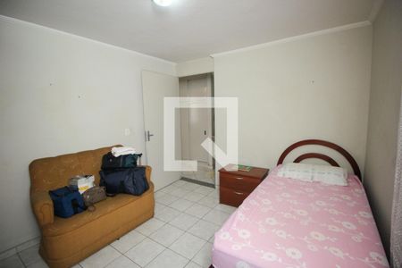 Quarto 2 de apartamento para alugar com 2 quartos, 49m² em Jardim Alvorada, Santo André