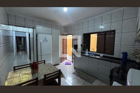 Cozinha de casa à venda com 3 quartos, 106m² em Condomínio Maracanã, Santo André