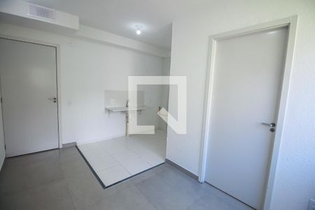 Sala de apartamento para alugar com 2 quartos, 34m² em Vila Suzana, São Paulo