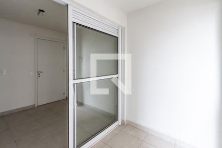 Apartamento para alugar com 2 quartos, 34m² em Parque Industrial Tomas Edson, São Paulo