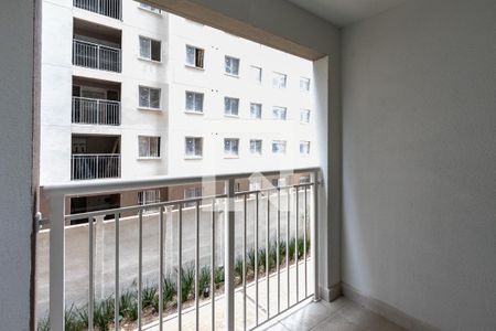 Apartamento para alugar com 2 quartos, 34m² em Parque Industrial Tomas Edson, São Paulo