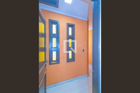 Entrada de casa para alugar com 4 quartos, 158m² em Centro, Canoas