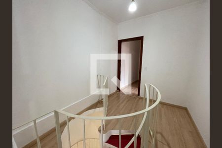 Hall quartos de casa para alugar com 4 quartos, 240m² em Jardim Raposo Tavares, São Paulo