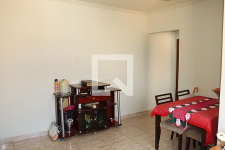 Apartamento para alugar com 2 quartos, 48m² em Jardim Vitória, Embu das Artes