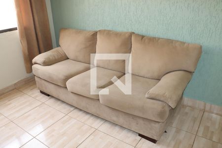 Apartamento para alugar com 2 quartos, 48m² em Jardim Vitória, Embu das Artes