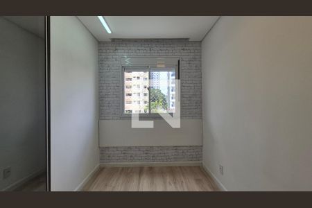 Quarto de apartamento para alugar com 3 quartos, 85m² em Vila Curuçá, Santo André