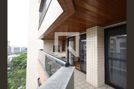 Varanda da Sala de apartamento à venda com 3 quartos, 212m² em Jardim Vitória Régia, São Paulo