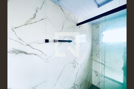 Banheiro de casa para alugar com 1 quarto, 95m² em Jardim Bom Clima, Guarulhos