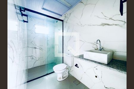 Banheiro de casa para alugar com 1 quarto, 95m² em Jardim Bom Clima, Guarulhos