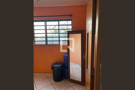 Casa para alugar com 3 quartos, 300m² em Vila Ema, São Paulo