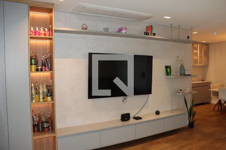 Apartamento para alugar com 2 quartos, 132m² em Jardim dos Oliveiras, Embu das Artes