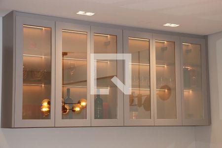 Apartamento para alugar com 2 quartos, 132m² em Jardim dos Oliveiras, Embu das Artes