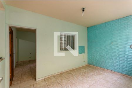 Sala - Casa 1 de casa para alugar com 2 quartos, 200m² em Vila Mangalot, São Paulo