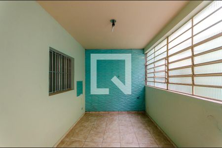 Sala - Casa 1 de casa para alugar com 2 quartos, 200m² em Vila Mangalot, São Paulo