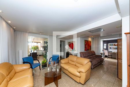 Sala 1 de apartamento à venda com 3 quartos, 300m² em Buritis, Belo Horizonte