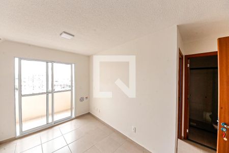 Apartamento para alugar com 2 quartos, 36m² em Vila Antonieta, São Paulo