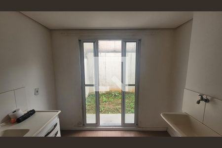 Cozinha e Área de Serviço de apartamento para alugar com 1 quarto, 25m² em Vila Ema, São Paulo