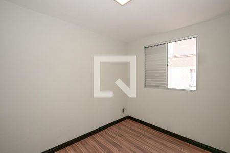 Quarto 2 de apartamento para alugar com 2 quartos, 45m² em Jardim Vazani, São Paulo