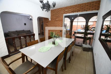 Sala de casa à venda com 4 quartos, 250m² em Vila Industrial (campinas), Campinas