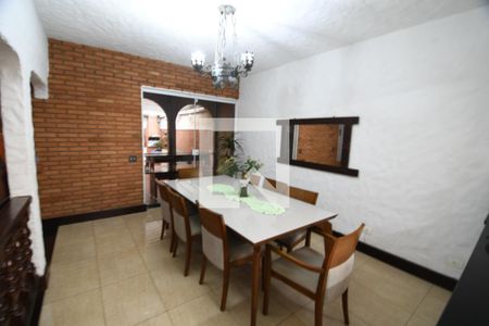 Sala de casa à venda com 4 quartos, 250m² em Vila Industrial (campinas), Campinas