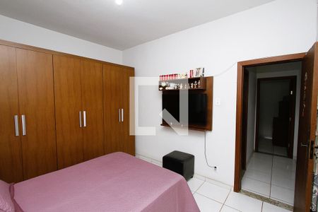 Quarto 1 de casa para alugar com 4 quartos, 150m² em João Paulo Ii, Belo Horizonte