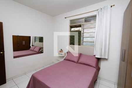 Quarto 1 de casa para alugar com 4 quartos, 150m² em João Paulo Ii, Belo Horizonte