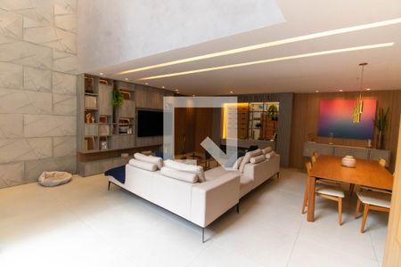 Sala de casa à venda com 3 quartos, 300m² em Itaipu, Niterói