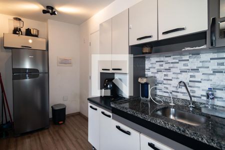 Sala Cozinha de apartamento para alugar com 2 quartos, 33m² em Bela Vista, São Paulo