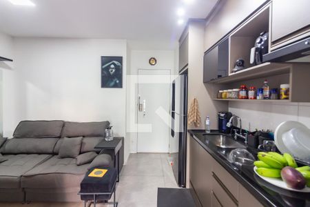 Sala e Cozinha  de apartamento à venda com 2 quartos, 50m² em Centro, Osasco