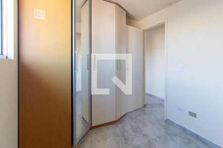 Quarto 1 de apartamento para alugar com 2 quartos, 49m² em Cidade Industrial de Curitiba, Curitiba