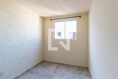 Quarto 2 de apartamento para alugar com 2 quartos, 49m² em Cidade Industrial de Curitiba, Curitiba